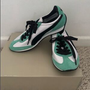 Puma Women's Retro Runner Sneakers - Mint/White/Black